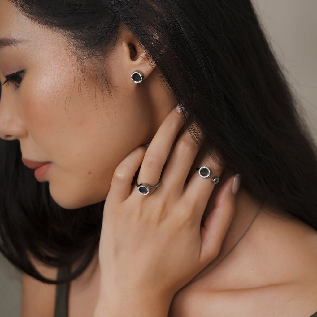 ETERNITY 緣 Earring Studs in Black Jade