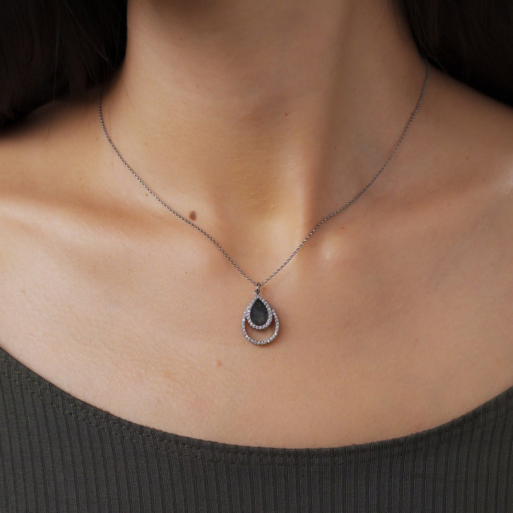 AQUA 水 Necklace in Black Jade