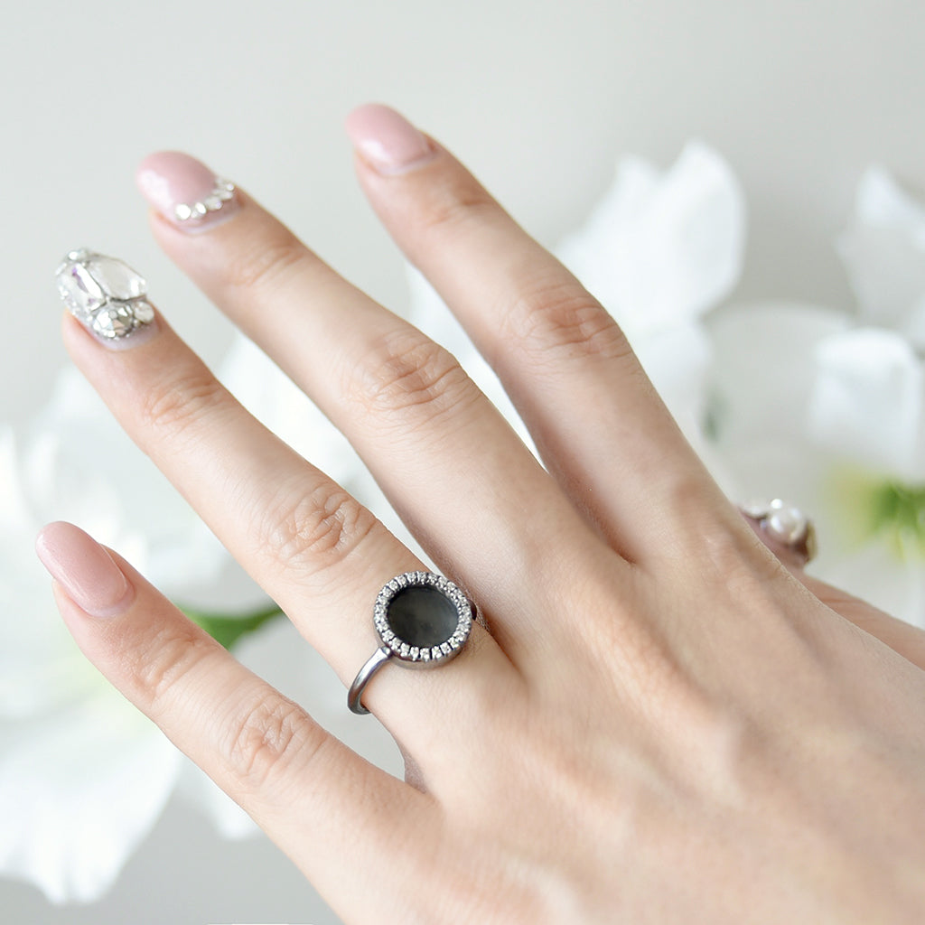ETERNITY 緣 Ring in Black Jade