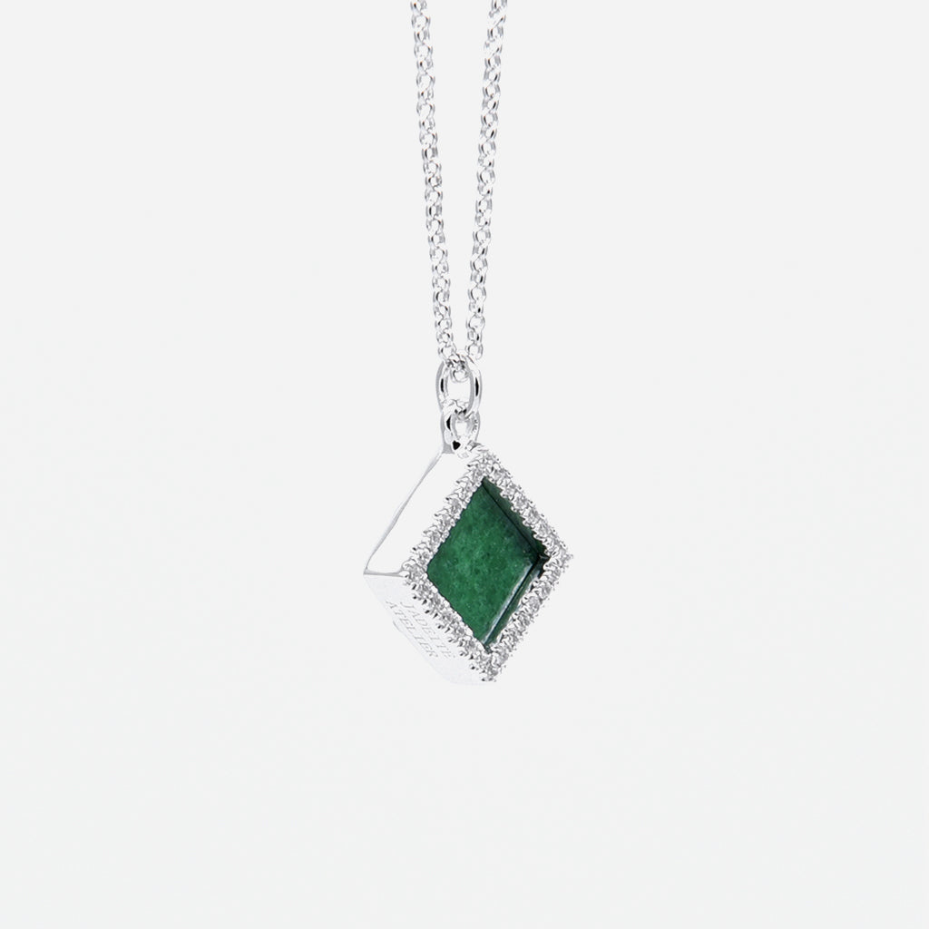 TERRA 方 Necklace in Green Jade