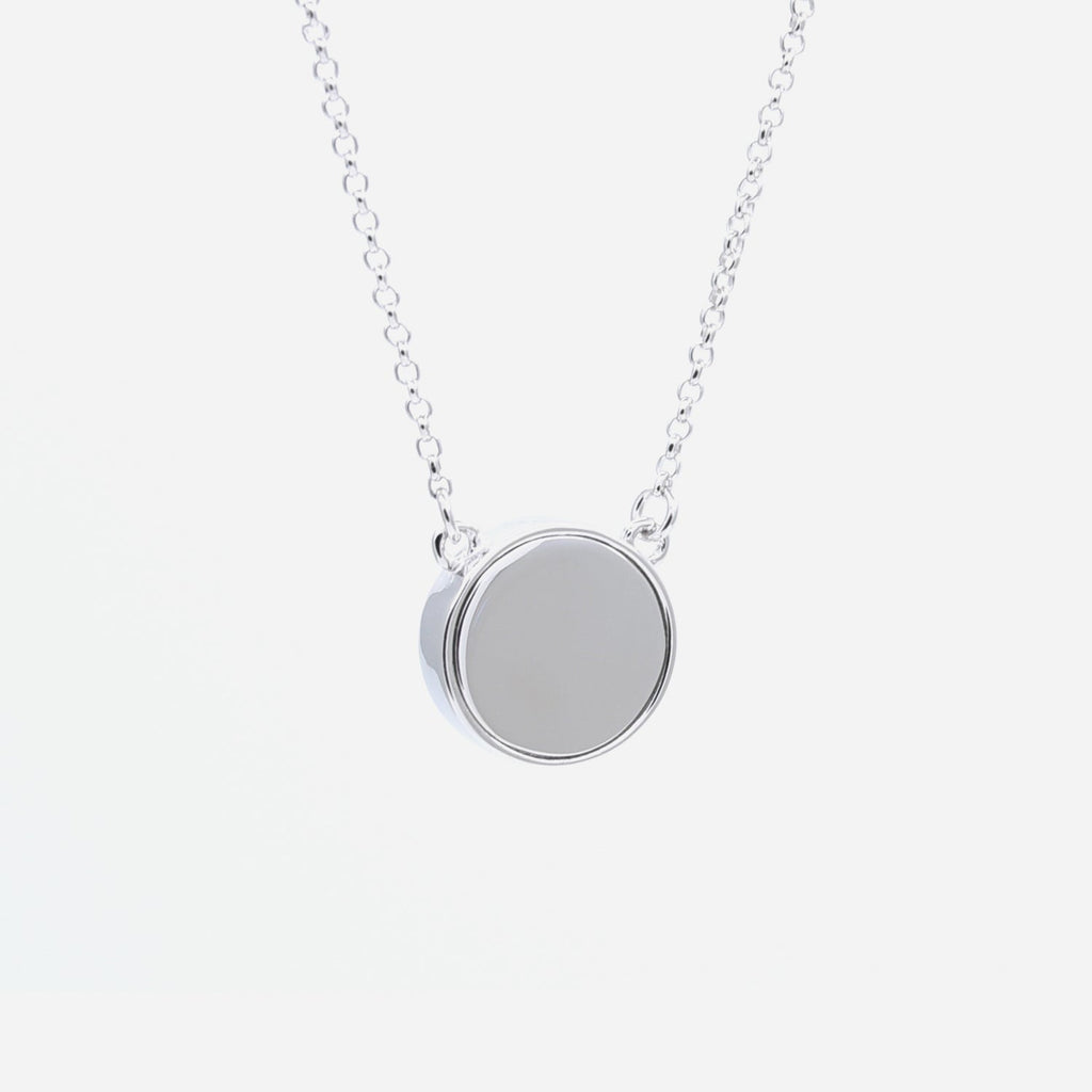 ETERNITY 緣 Necklace in Green Jade