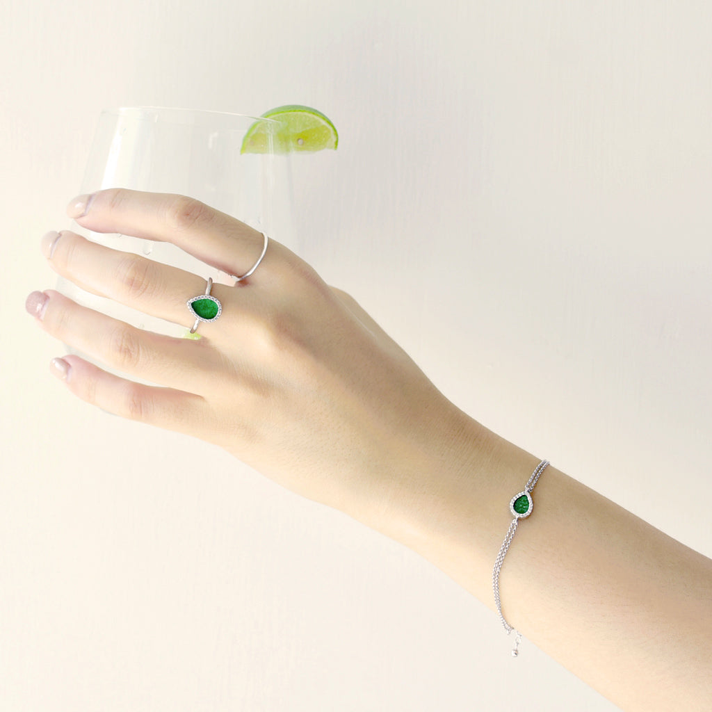 AQUA 水 Bracelet in Green Jade