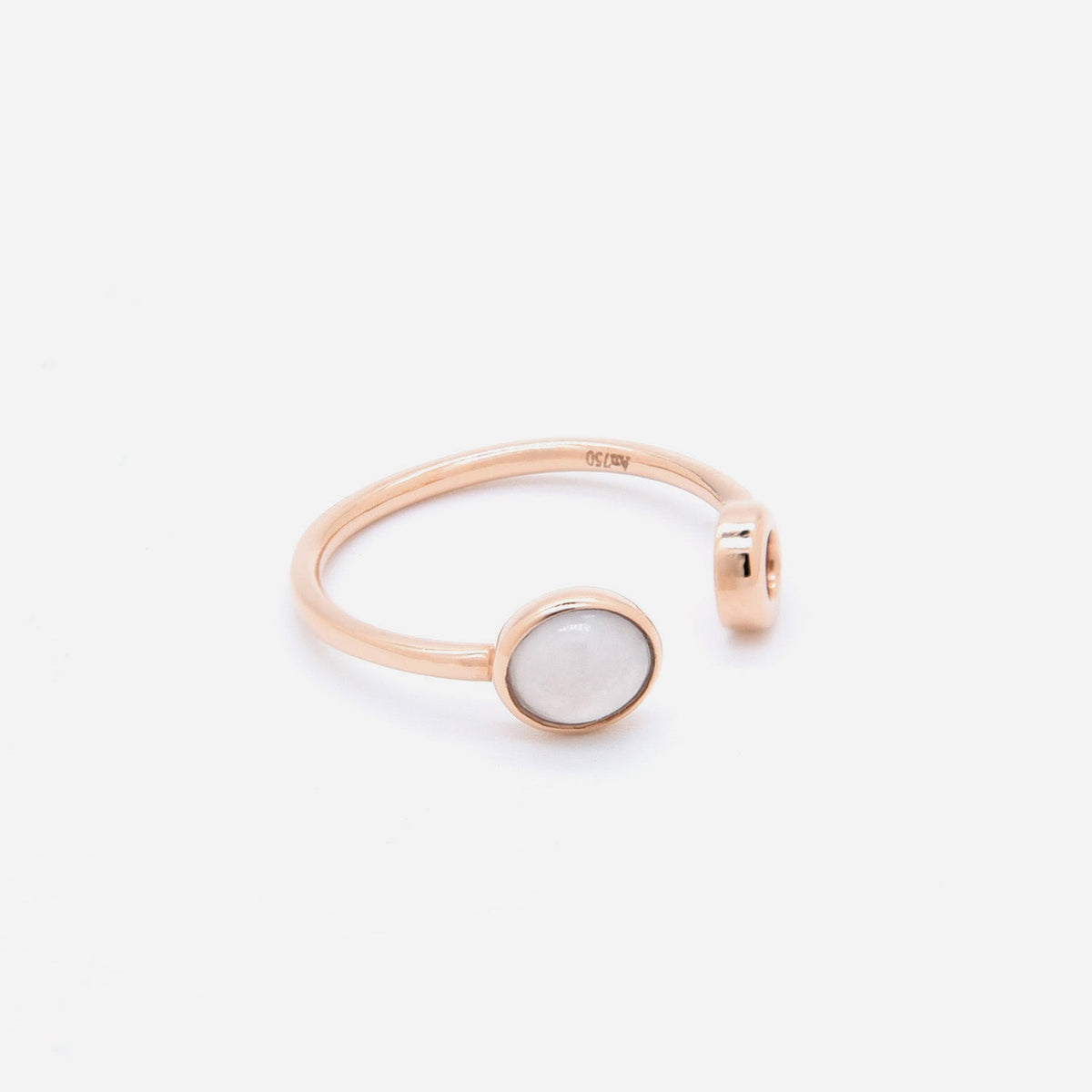 AURUM 金 18K Ring in Ice White Jade